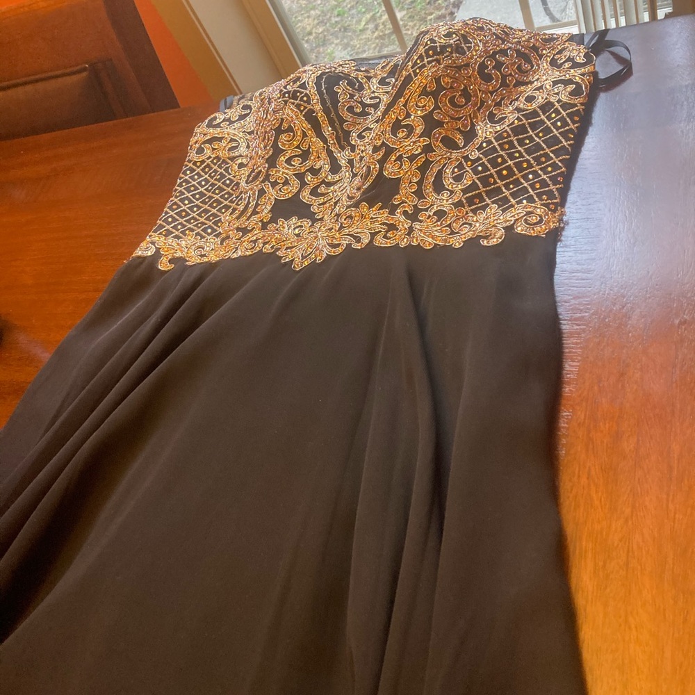 XS 0-2 Pageant/ Prom Dress Fiesta Fashion.